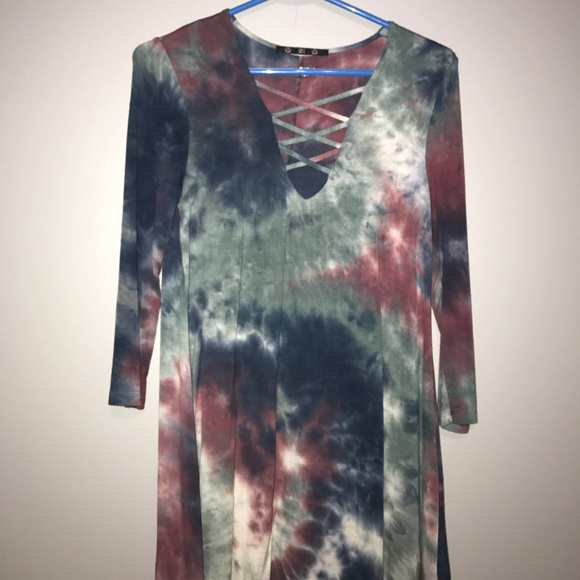 clothes - Picture 2 of 8